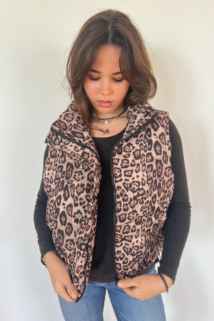 Leopard Sleeveless Puffer Jacket