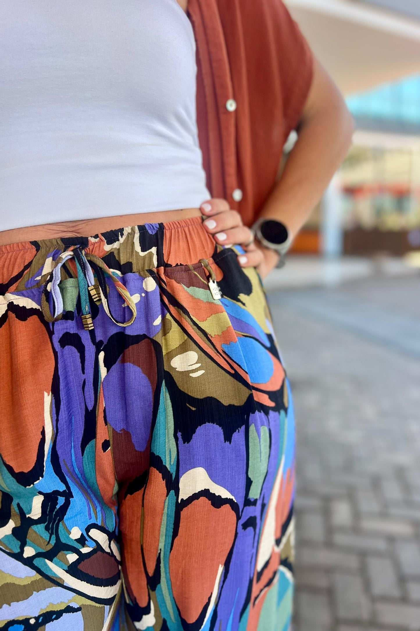 Relaxed Crop Pants Xotic Butterfly