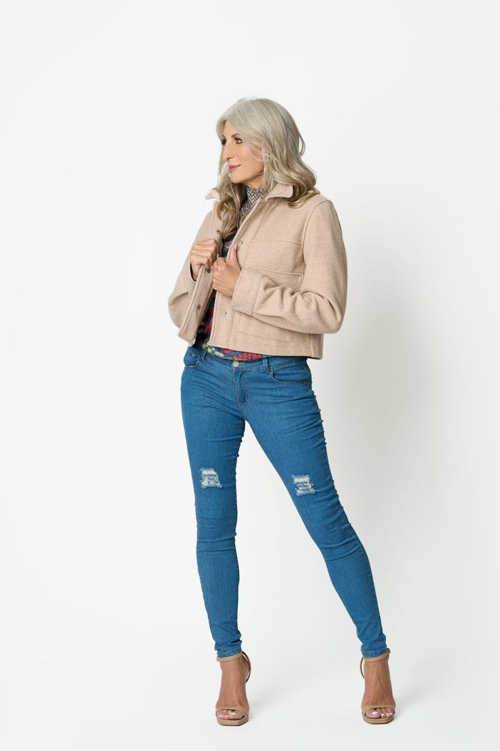 Jean With Rip Detail